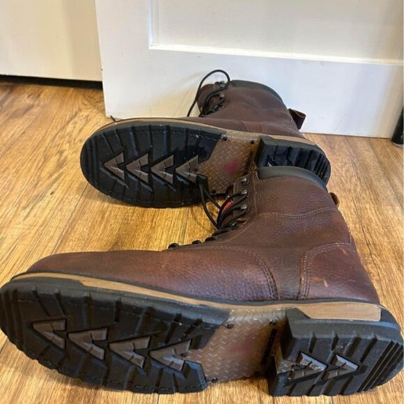Mens leather boots. Size 14 wide. New condition. Slip/oil resistant. - Picture 10 of 11